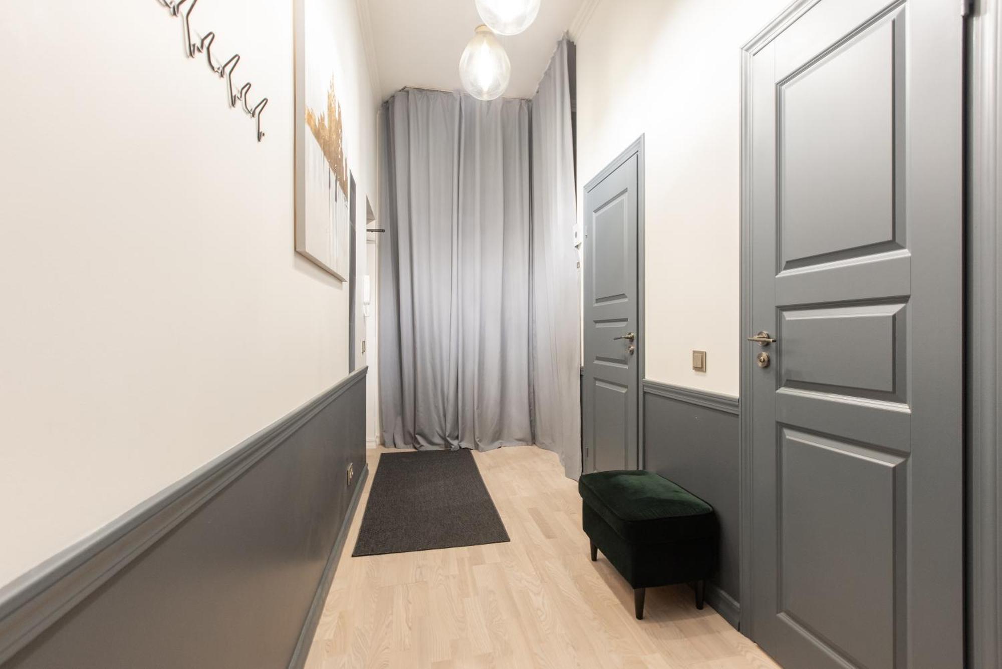 Appartement Brand New 4 Bedroom 2,5 Bath , Lux ,