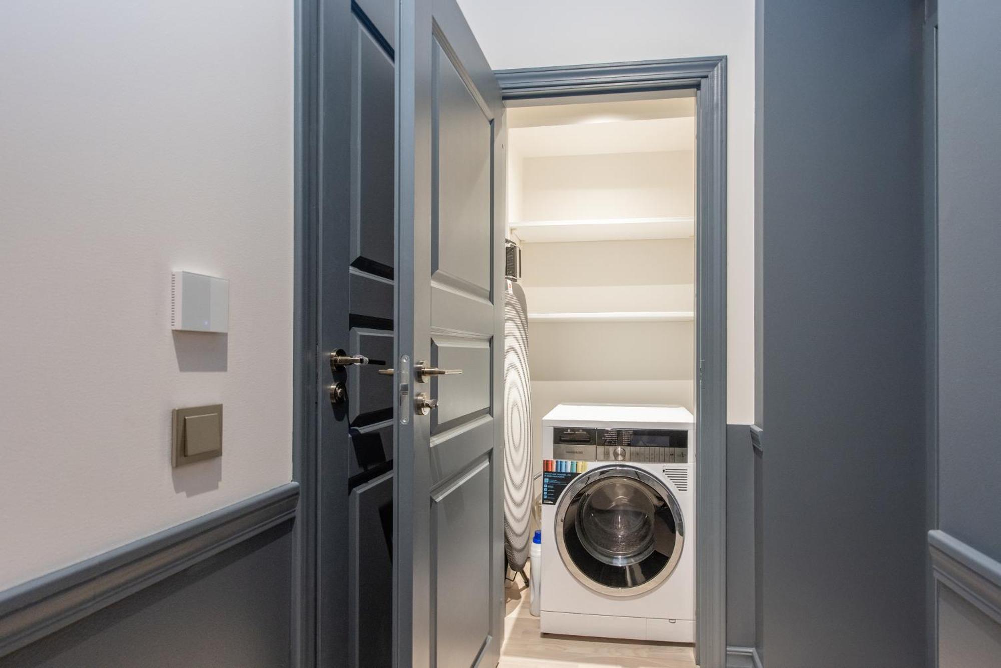 Appartement Brand New 4 Bedroom 2,5 Bath , Lux ,